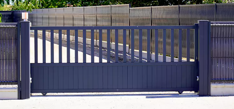 Driveway Gate Installation Contractors Glenview
